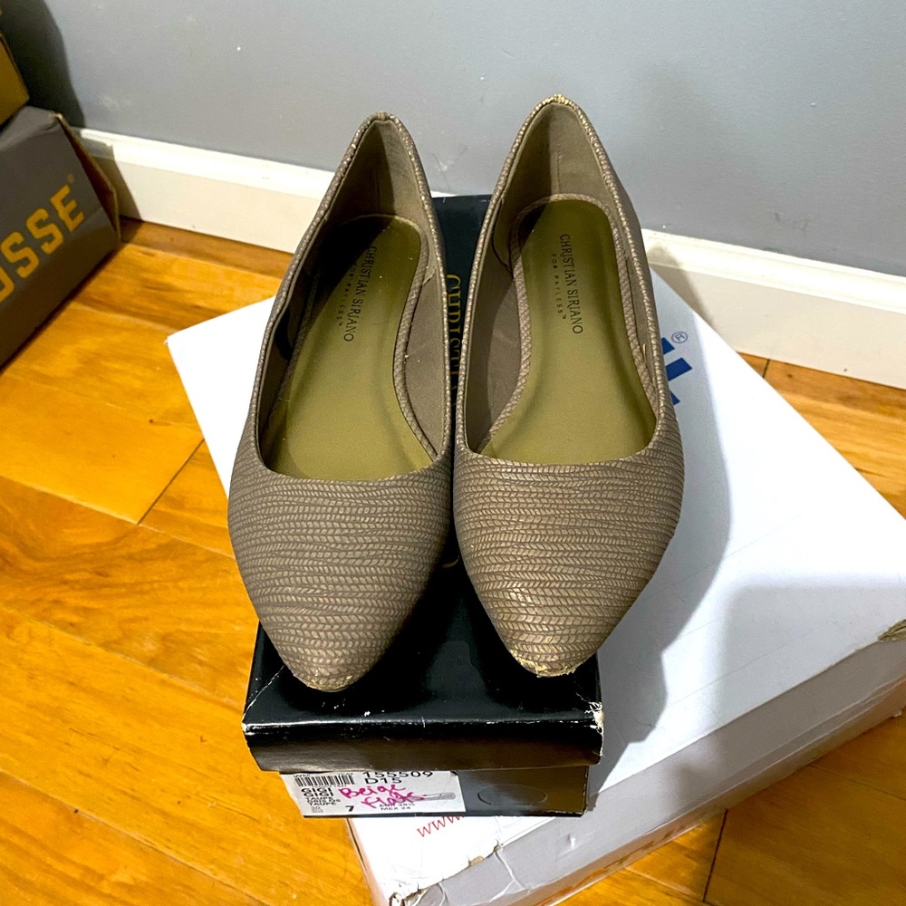 Women’s flats, worn a couple times